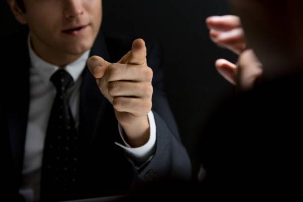 Top Questions to Ask Your Criminal Defense Attorney in Cincinnati